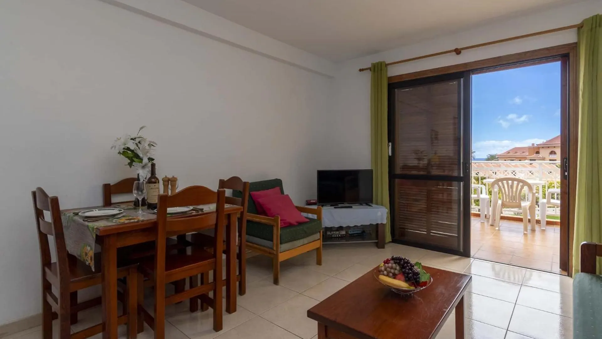 Appartamento Compostela Beach 30 - One Bed Playa de las Americas  Spagna
